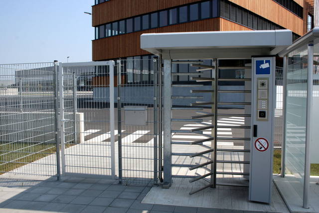 Drehkreuz ECCO 120HB Außenansicht
