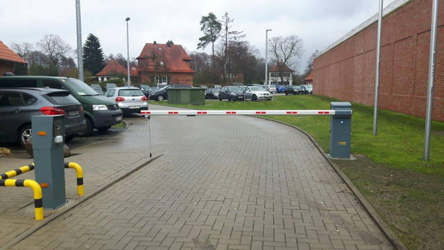 Schrankenanlage Parkplatz